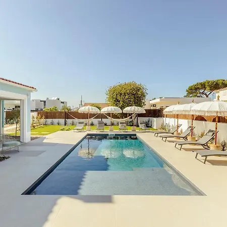Villa Blue - Coastal Escape