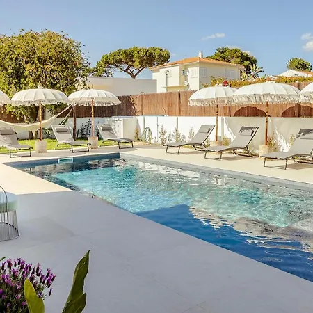 Villa Blue - Coastal Escape *