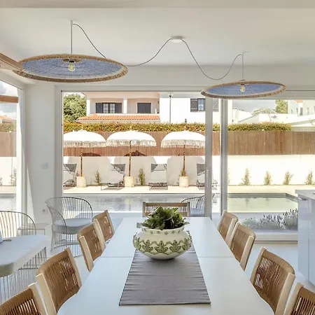 Blue - Coastal Escape Sesimbra
