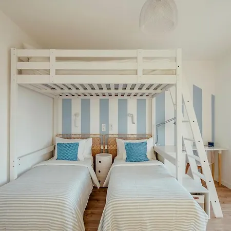 Blue - Coastal Escape * Sesimbra